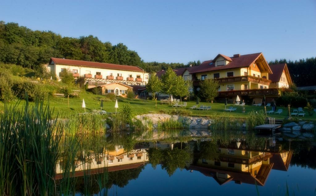 Brennerei & Wohlfuhlhotel Lagler Kukmirn Exterior foto