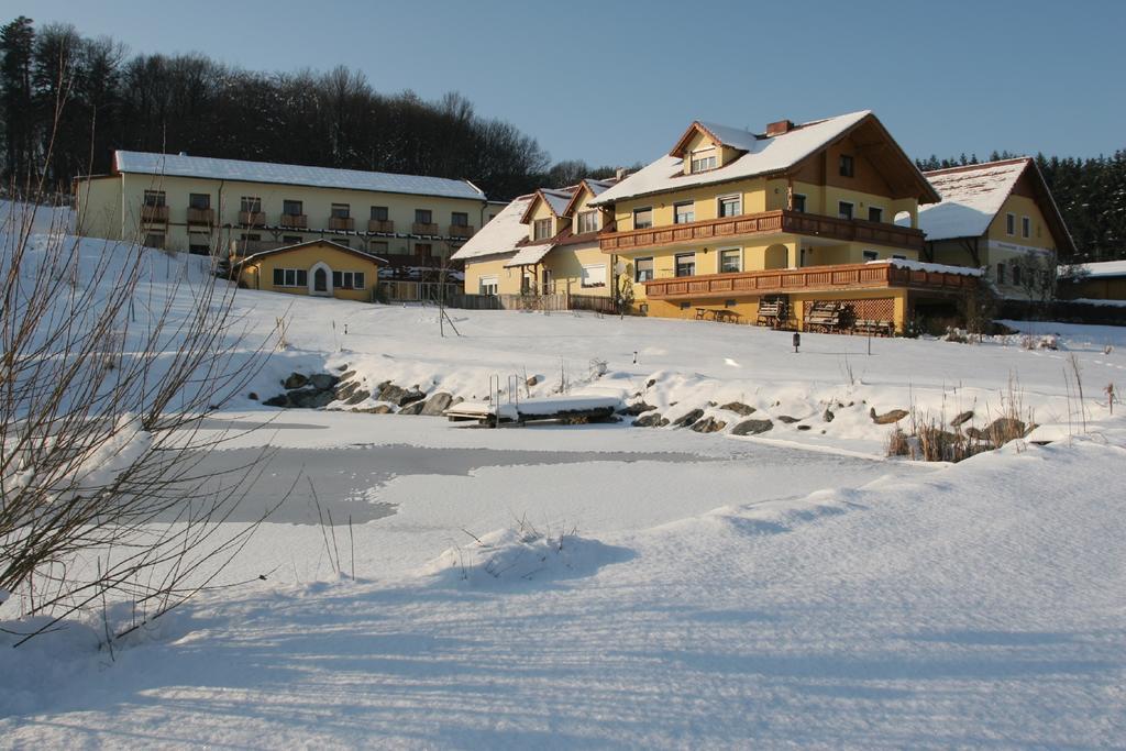 Brennerei & Wohlfuhlhotel Lagler Kukmirn Exterior foto